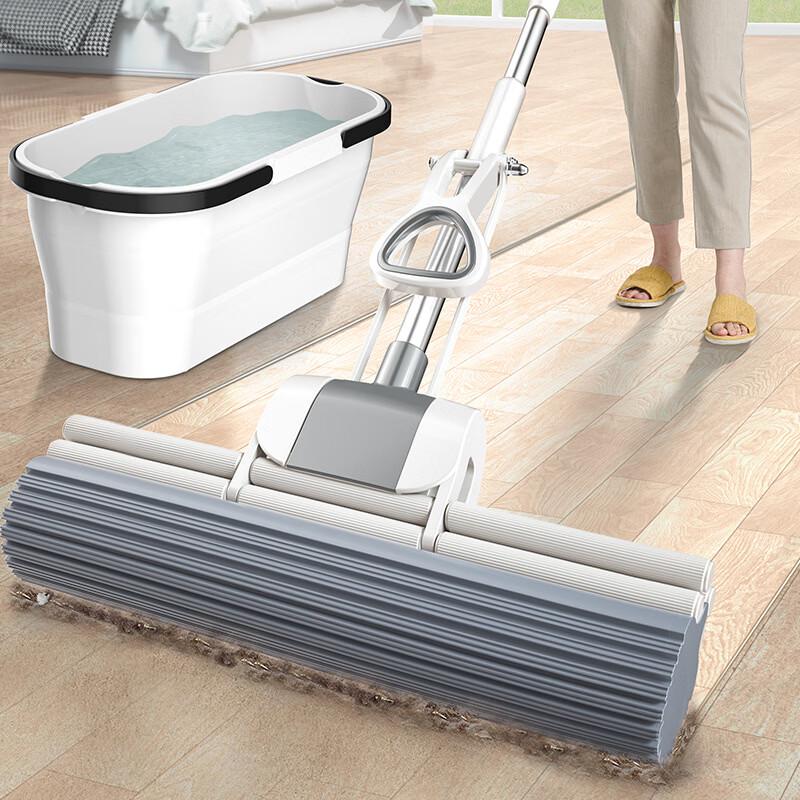Retractable Roller Sponge Mop with Bucket Set and 2 Mop Heads