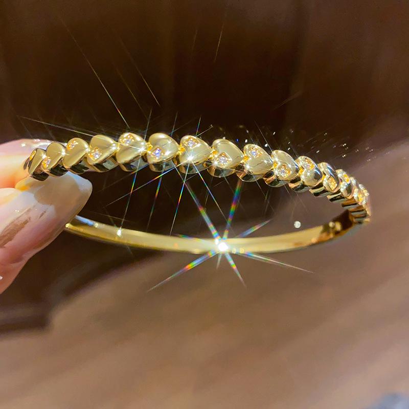 14K Gold-Plated Zircon Starburst Flower Bracelet, Light Luxury Fashion Bangle