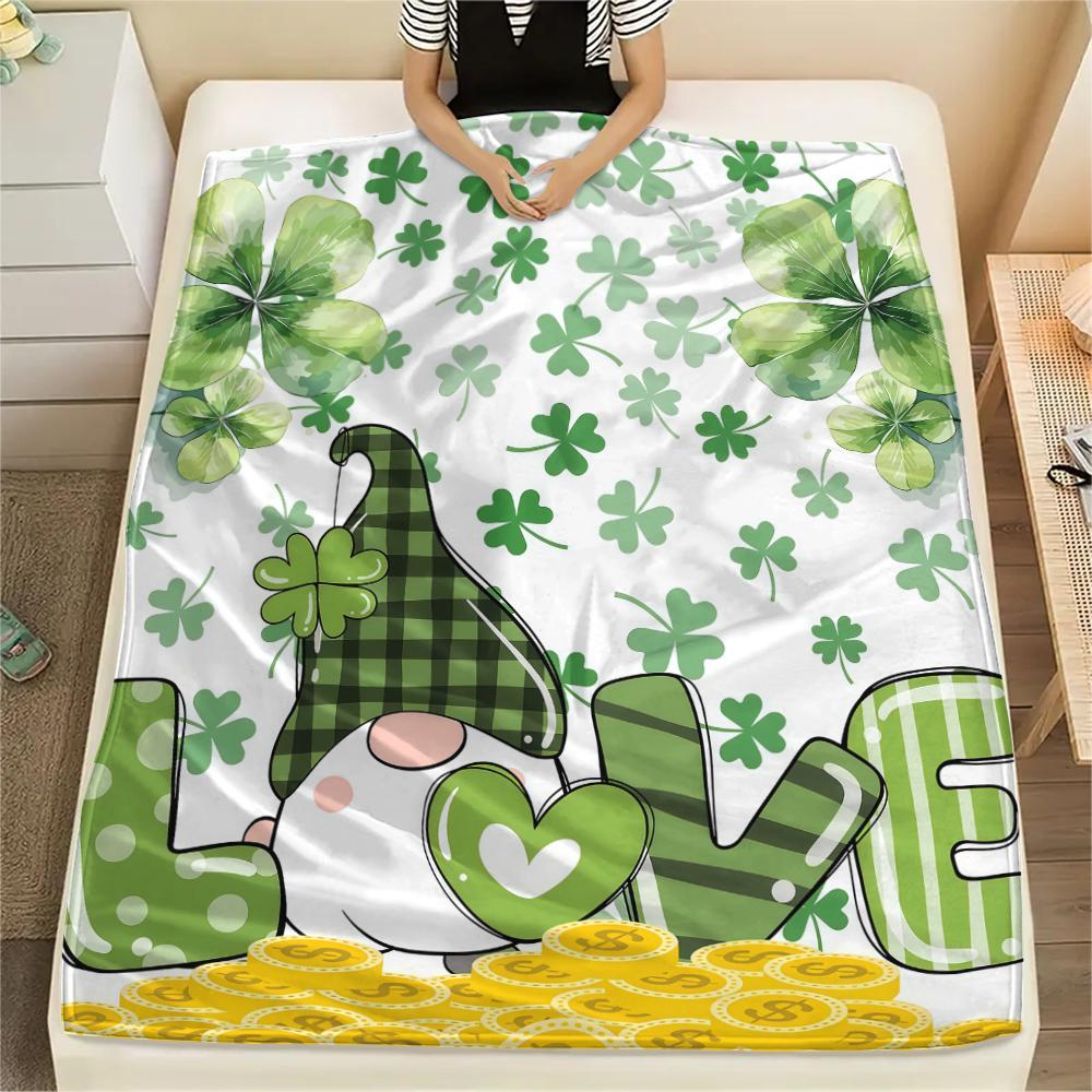 St.Patrick's Day Green clover Print Flannel Blanket,High quality Comfortable for All Seasons,Home Decor,Warmth and Comfort,Perfect for Christmas Gifts