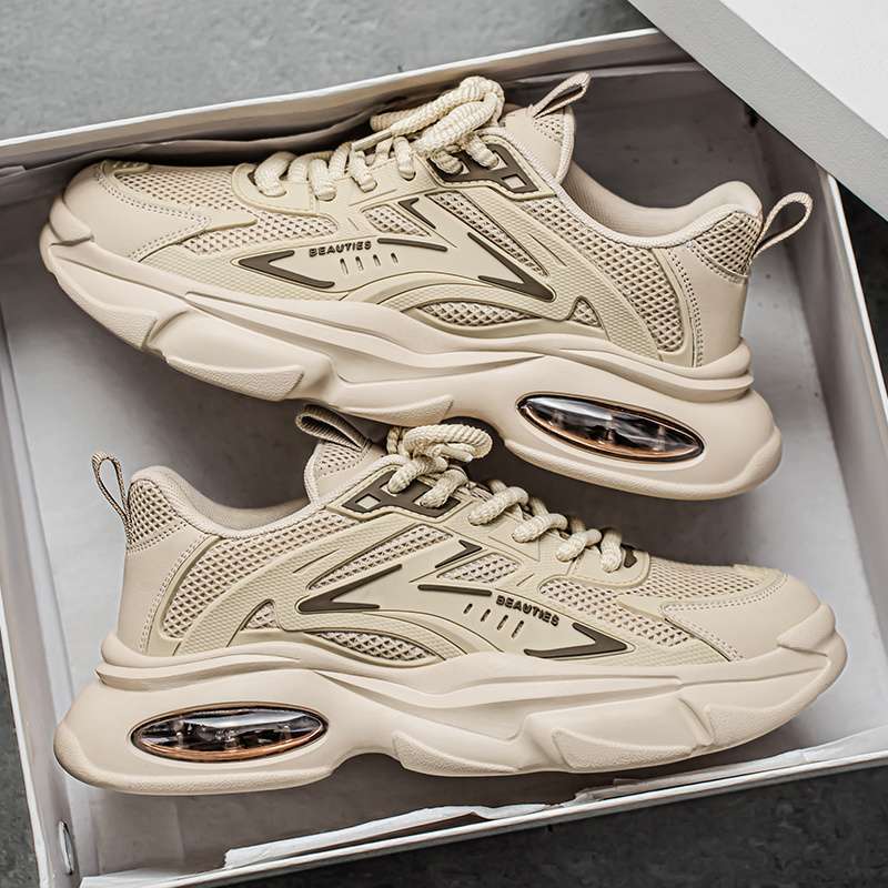 Herrenschuhe 2025 neu Sommer atmungsaktives Mesh Jugend Freizeit Sport Papa Schuhe Student Laufen Erhöhung Board Schuhe