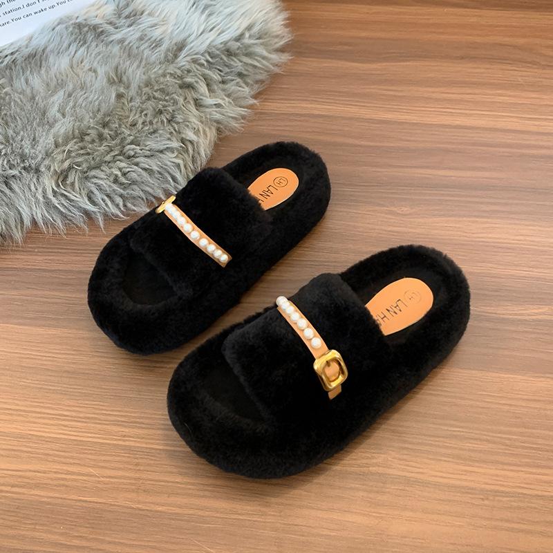 

Pearl fluffy slippers women s wear 2025 autumn new thick bottom Internet celebrity fleece cotton mop home word casual hair mop 40