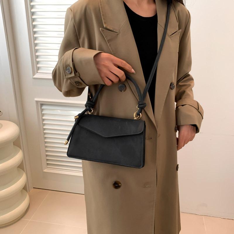 New Fashion Casual Portable Small Bag Popular Small Square Bag Women's Solid Color Simple Shoulder Messenger Bag