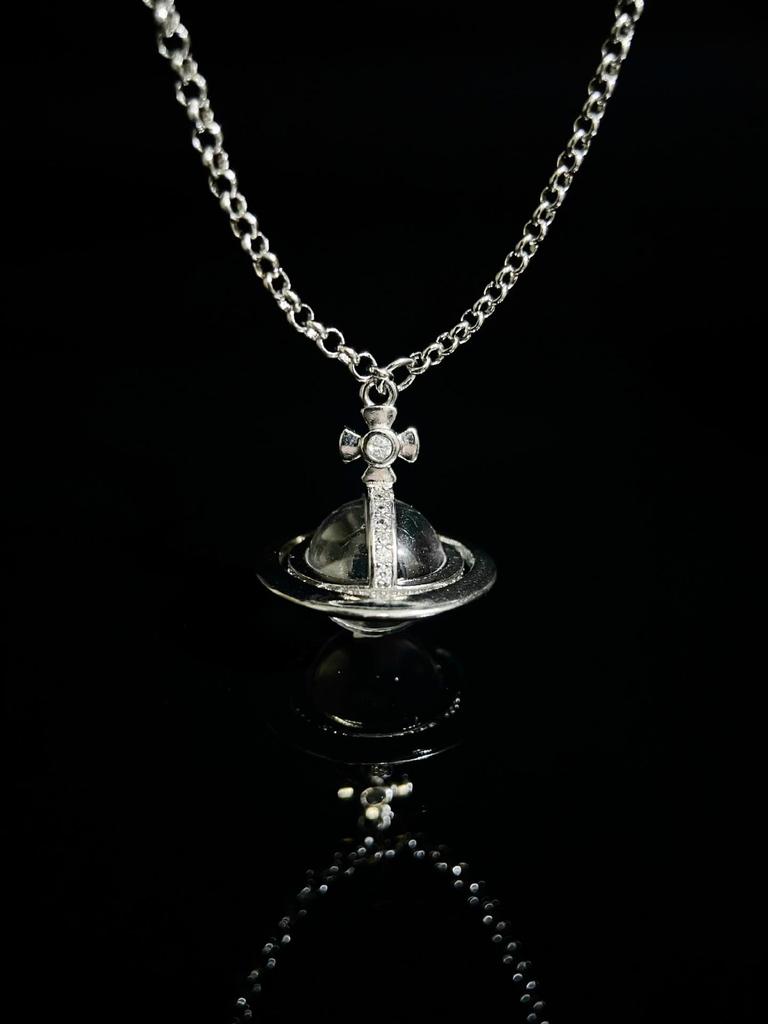 Jingxi Ji Kryształowa Cesarzowa Cixi Naszyjnik Saturn 3D i Warstwowa Bransoletka: Wysokiej klasy akcesoria z wisiorkami w kształcie planet dla kobiet