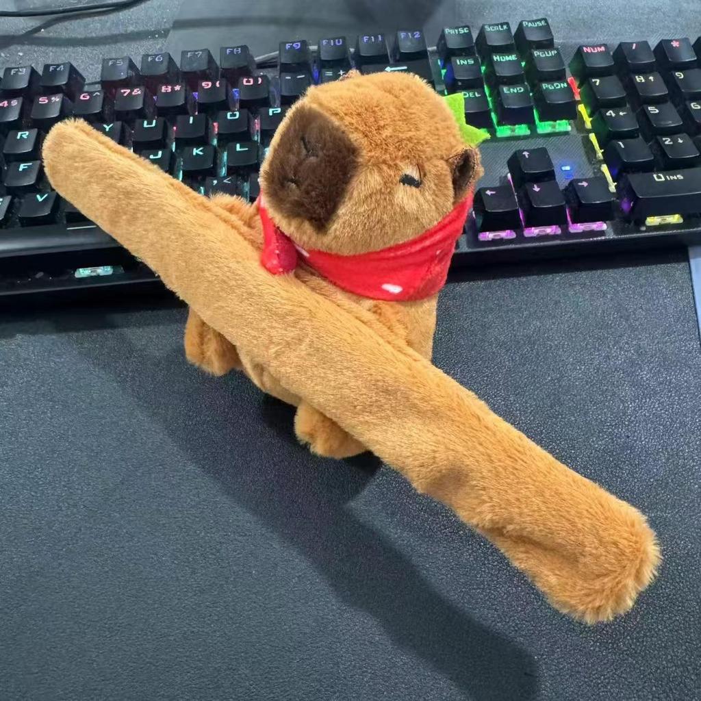 Capybara Plush Toy Bracelet: Furry Papa Circle Hug Doll Birthday Gift