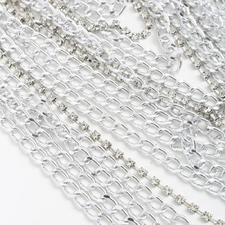 Fashionable Body Chain with Tassels and Rhinestones Crystal Body Jewelry Alloy Texture Suitable for Party Nightclub