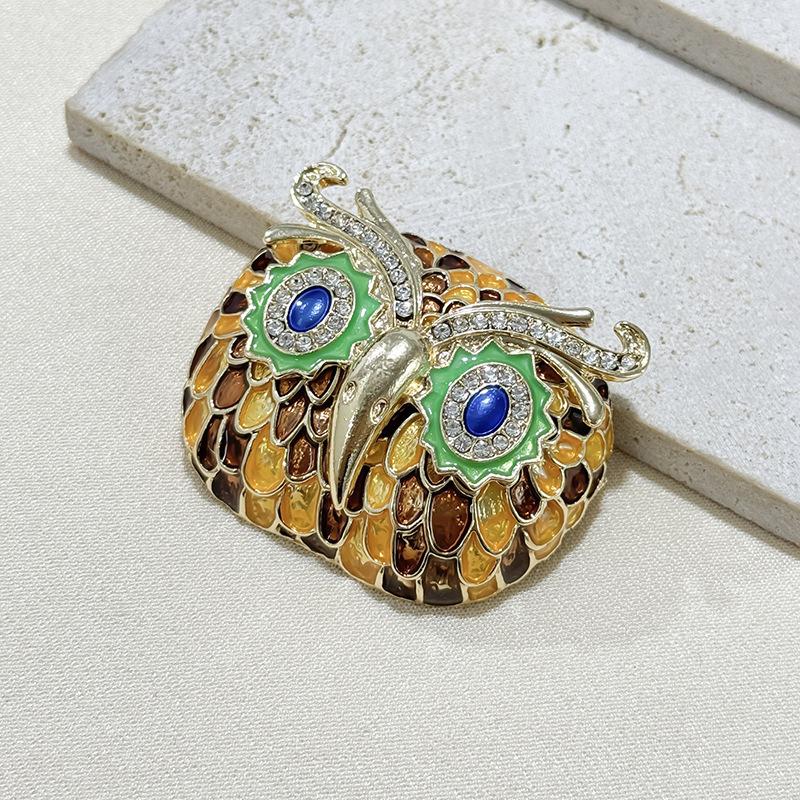 

Винтажная глазурованная брошь в виде совы Тяжелая промышленность Фэн-шуй Бриллиантовая булавка в виде животного и птицы Аксессуары для женского пальто и платья