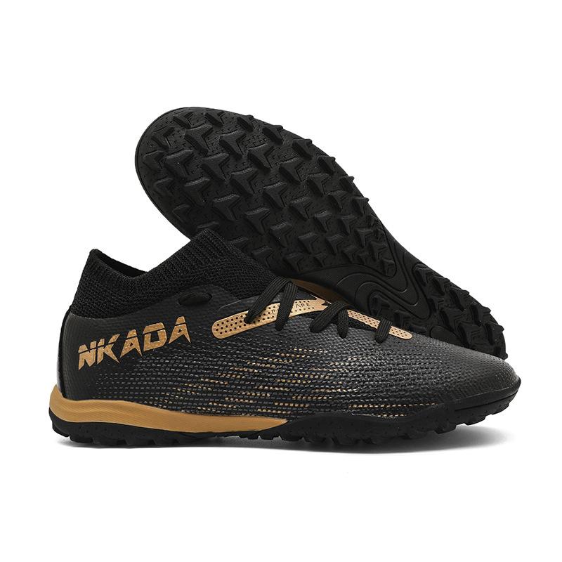 

New football shoes men s and women s seamless fly-woven long broken nails training shoes soccer shoes 45