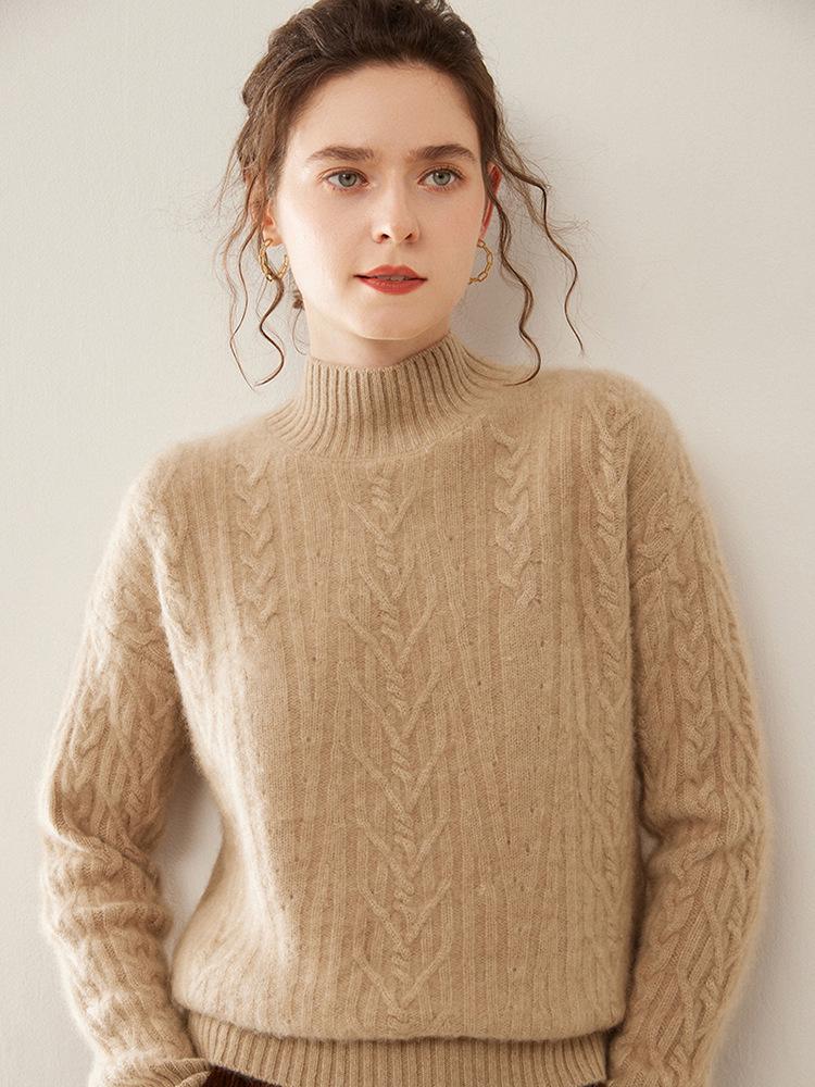 Retro Cable Knit Three-Ply Thickened Loose Pullover Sweater for Autumn and Winter