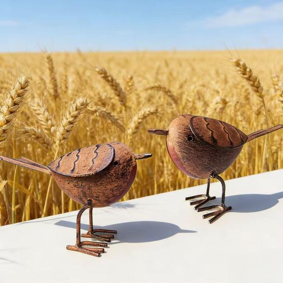Rusty Metal Bird Figurine Cute Small Bird Statue Vintage Farmhouse Outdoor Decoration for Patio Yard Garden Lawn