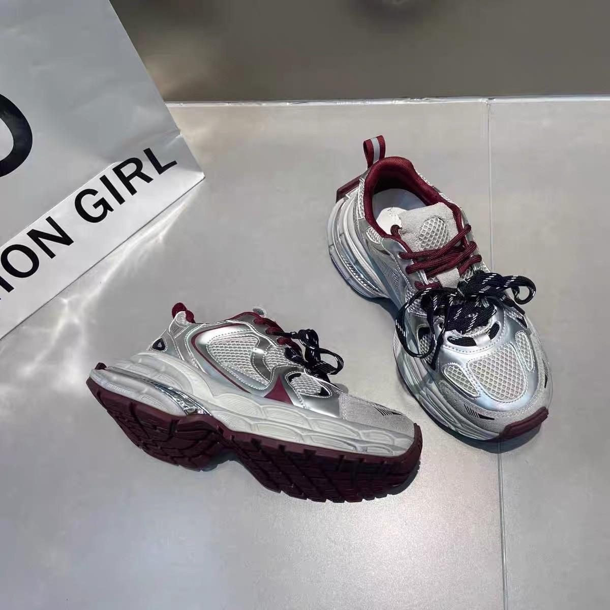 

Обувь для папы женская 2024 года на толстой подошве, увеличивающая рост, универсальная, нишевая, спортивная и повседневная обувь, показывающая маленькие ноги 35 бордовый