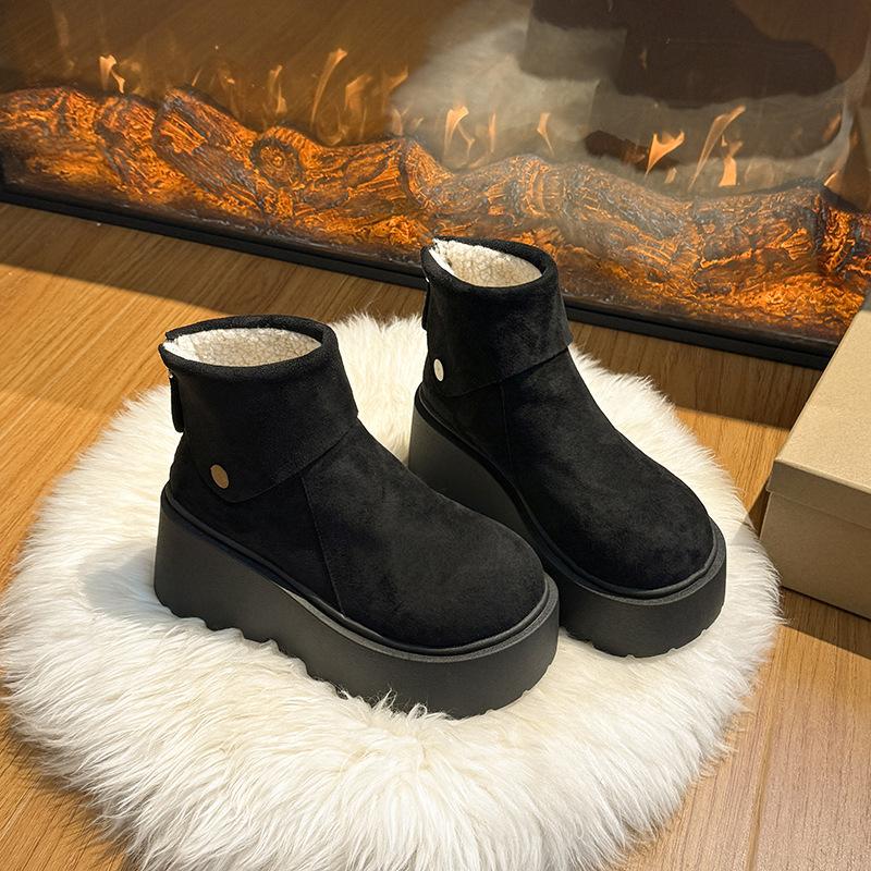 

Зимние ботинки 2025 зима новые европейские продукты на высокой платформе женские на толстой подошве утолщенные с мехом большой хлопок Северо-восток теплая обувь дети 39