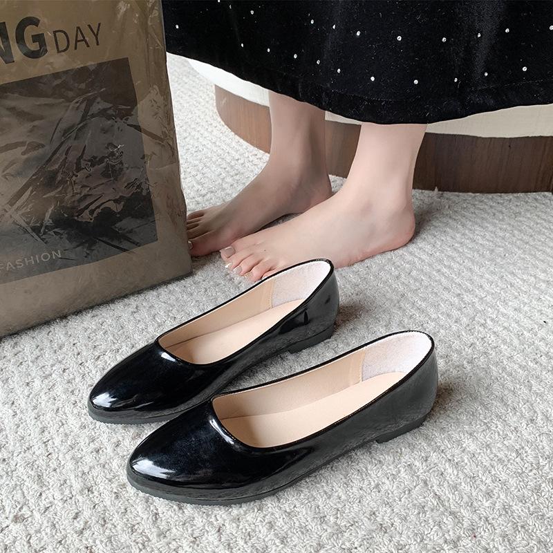 Large size thick heel single shoes women's spring new round head flat shoes women's one-pedal black single shoes women
