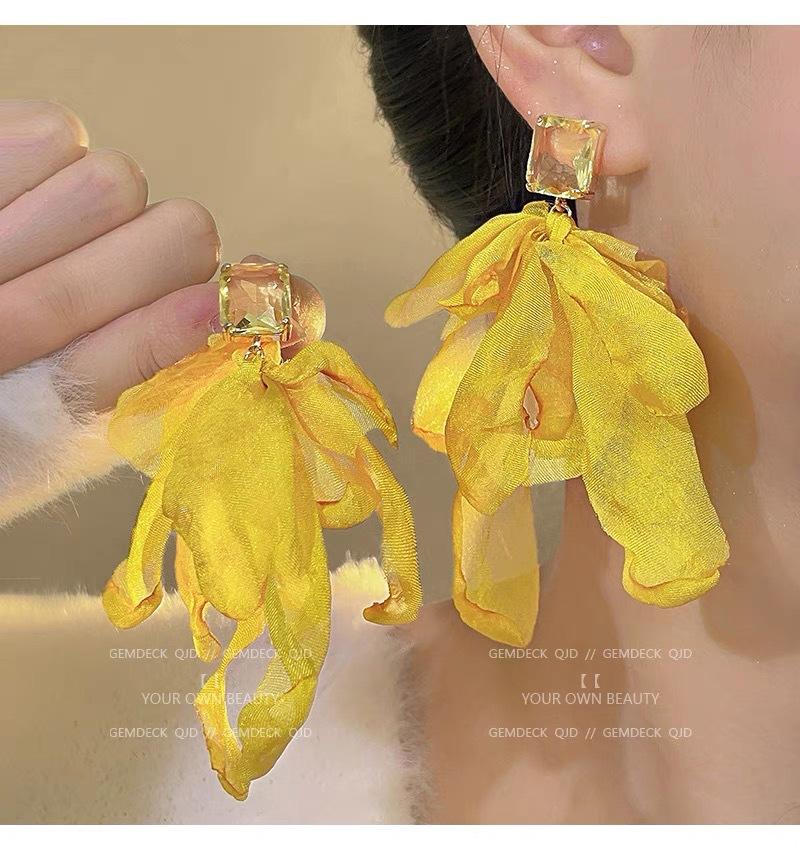 Golden Autumn Dangui Long Tassel Flower Mori Sweet Niche Design Earrings Ear Hooks Mosquito Coil Disc Ear Clips Women