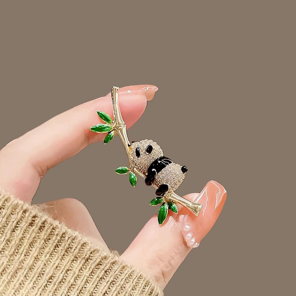 "Elegant Chinese-Style Panda Brooch for Women - Niche Cartoon Pin with Anti-Exposure Design"