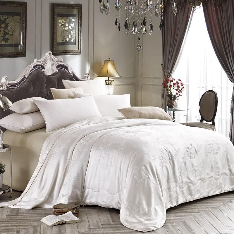Fuanna Jiayi Tussah Silk Quilt