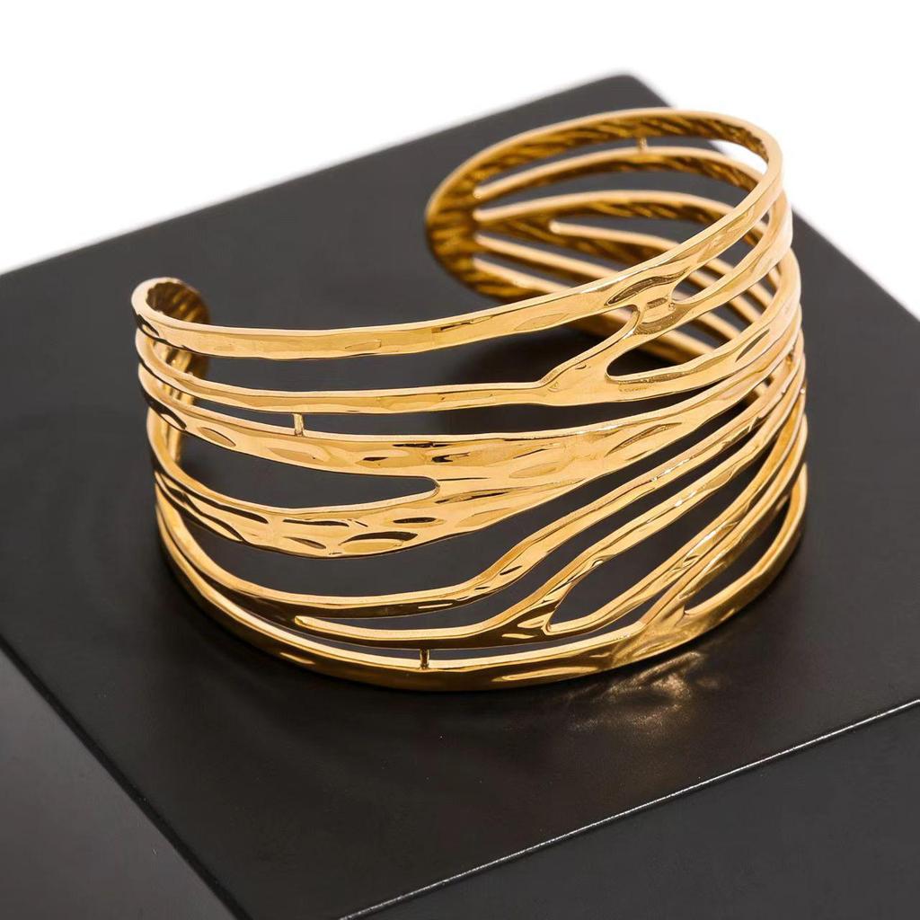 European & American Retro Hollowed High-End Adjustable Layered Bracelet