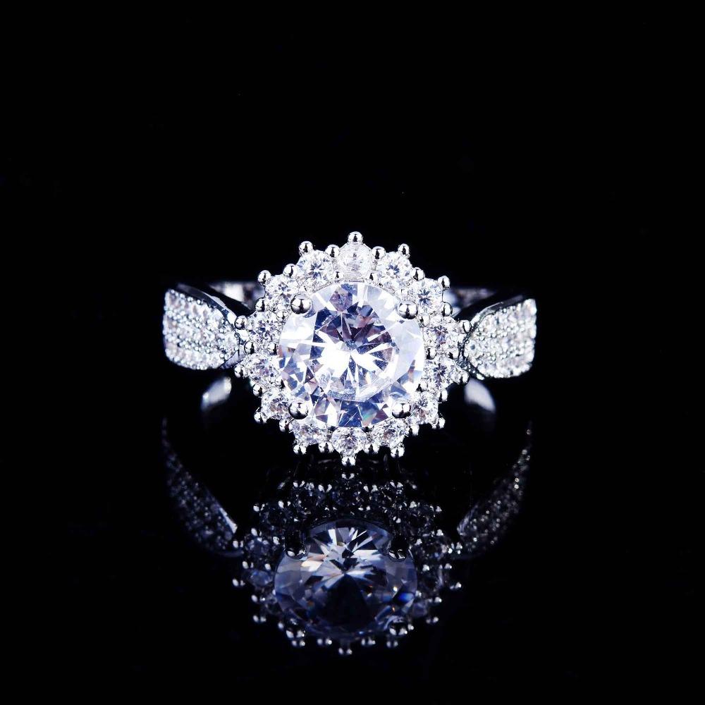 Sparkling Micro Pave Zirconia Ring Women Fashion Wedding Band Jewelry Accessories