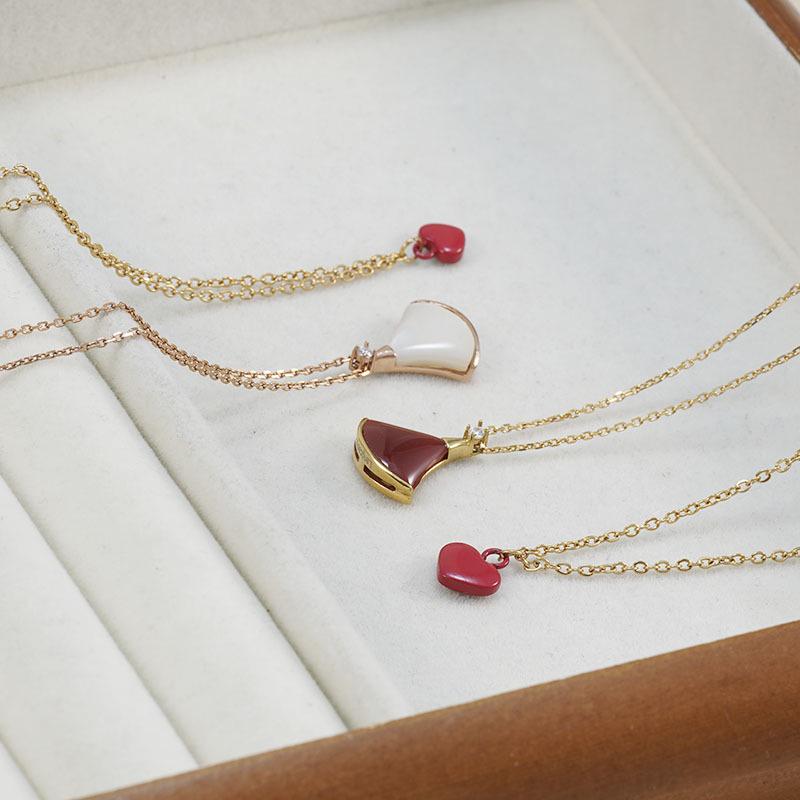 18K Gold Dress Necklace: Mother-of-Pearl & Rose Gold Fan-Shaped Chalcedony Pendant with Red Heart On Clavicle Chain
