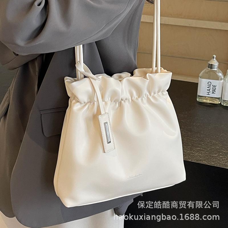 Cloud Underarm Bag Women's 2025 New Summer Versatile Large Bag Shoulder Bag Women's Large-capacity Tote Women's Bag