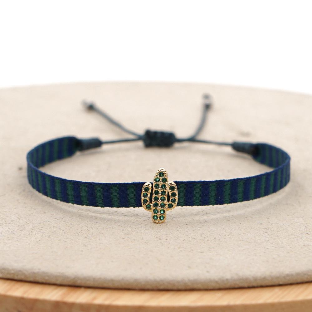 Retro Pattern Bohemian Spanish Court Hand-Woven Bracelet with Micro-Inlay