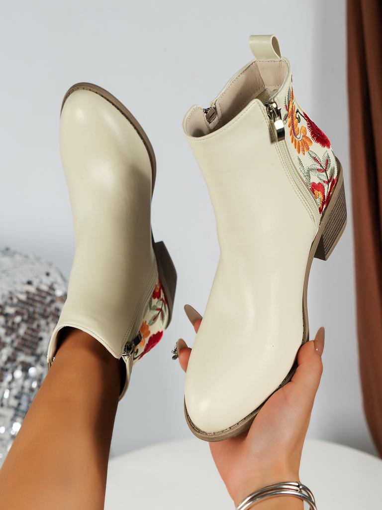 Fashion Women's Pluse-sized Flowered Mid-heel Pointed-toe Fashion Boots 2025 autumn/Winter Short Top Side-zipper Women's Boots