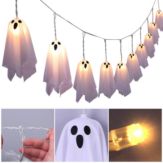 10 ks Halloweenská závěsná svítící dekorace duchů Strašidelný bílý látkový duch se světelným řetězem pro výzdobu přední verandy, dvora, trávníku, zahrady