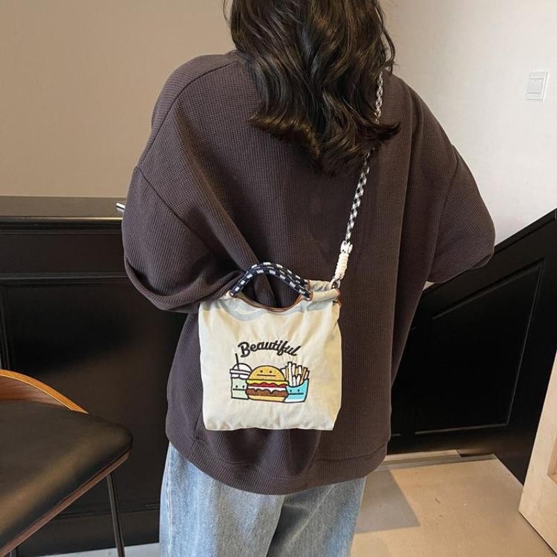 Fashion Sweet Nylon Embroidered Canvas Shoulder Bag Casual Commuter Student Small Square Bag Trend Versatile Crossbody Bag