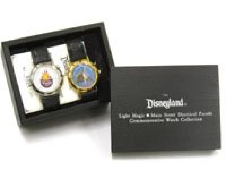 

DL1996 Электрический парад Световая магия Набор часов Дисней и Двухкомпонентный