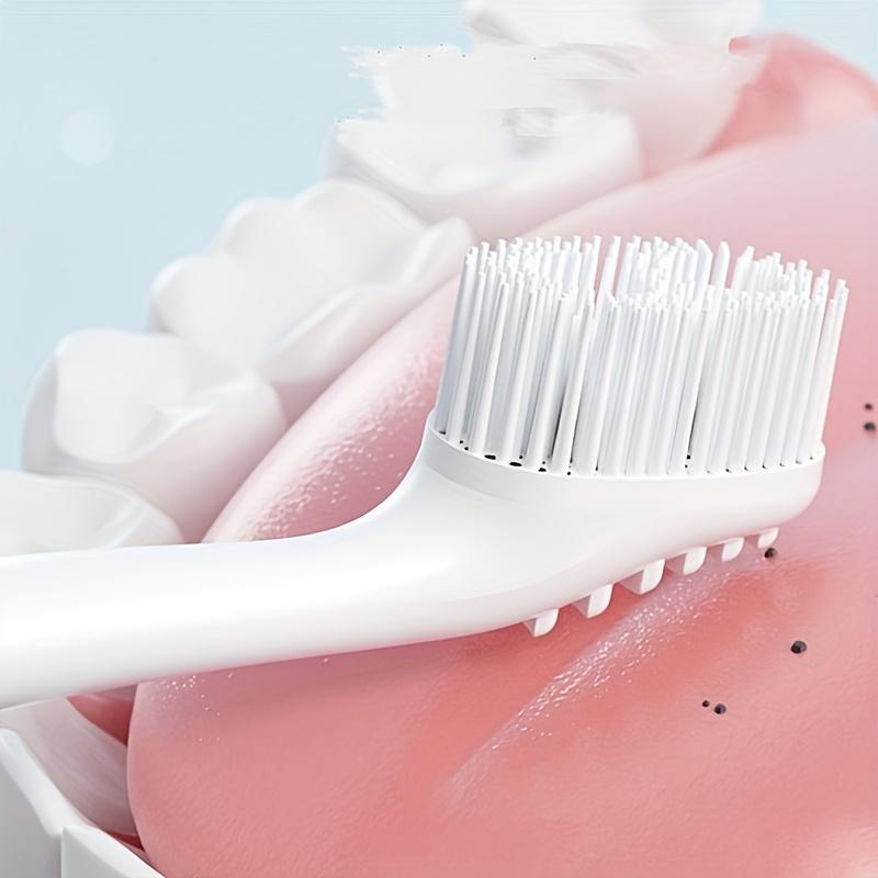 Mini-Einwegzahnbürste mit Pfirsichfrischerperlen, Zahnpasta und Zahnstocher – hypoallergene Polyesterborsten, kompaktes Design, tragbares Aufbewahrungsetui