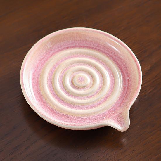Ceramic Dipping Bowl Small Spiral Sauce Cup with Pour Spout for Sushi Tomato Soy Sauce Condiments Mini Appetizer Plates for Kitchen