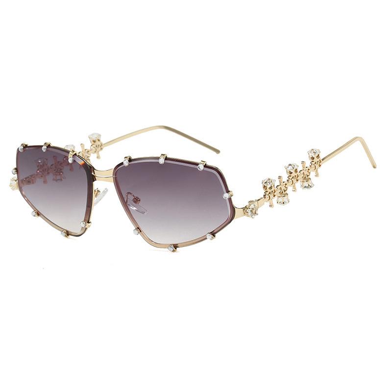 YK new European and American style ins personalized riveted temple diamond-encrusted sunglasses stage party street shooting trend flat glasses