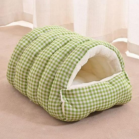 Four Seasons Enclosed Cat Bed: Cozy Winter Tent for Kittens