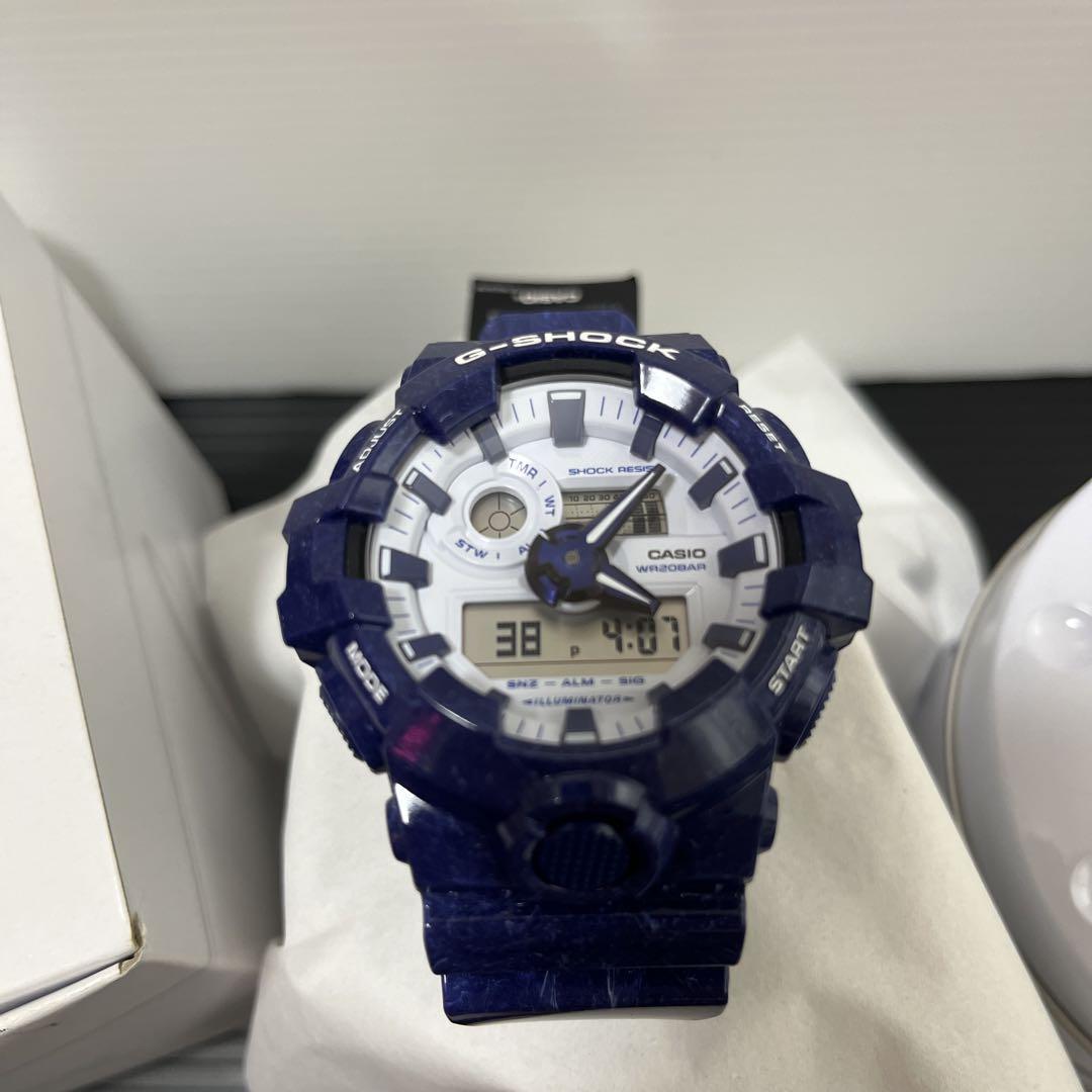 

[Б/У] CASIO G-SHOCK GA-700BWP-2ADR Цифровые часы