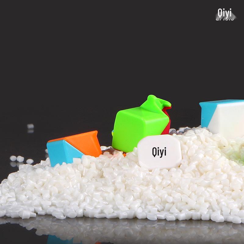 QiYi Warrior S 3x3x3 Colored Cube & QiYi Voyage W 3x3x3 Black Cube - Educational Rubik's Toy for Kids