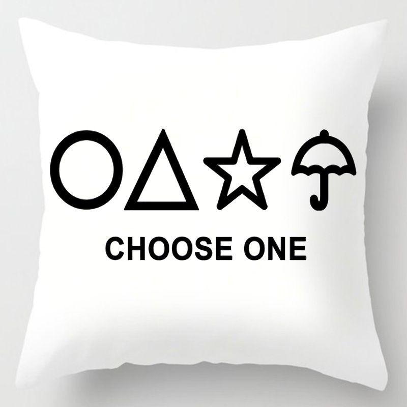 round christmas pillows