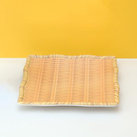 Talíř z imitace bambusu Kulaté hladké okraje Snadno se čistí Talíř odolný vůči vysokým teplotám Ručně tkaný podnos na občerstvení