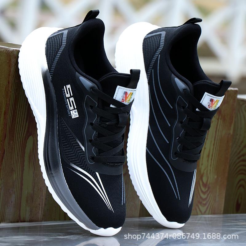 Summer Casual Sports Shoes Ultra-light Running Shoes Breathable Mesh Shoes Soft-soled Travel Shoes