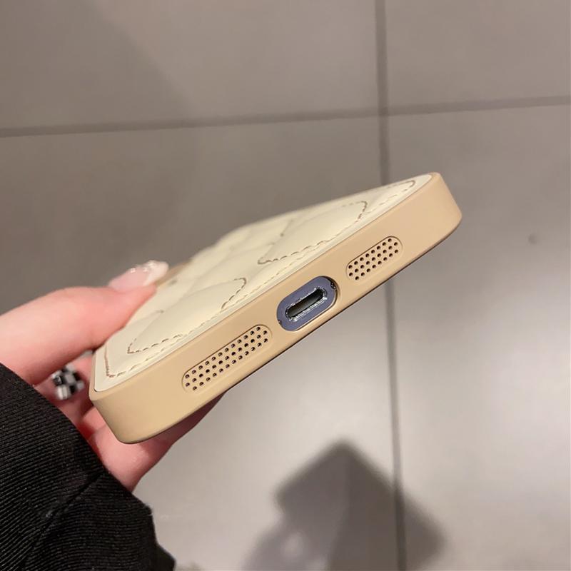 Ins Wave Curve Beige Down Jacket Phone Case For For Iphone Air 13 11 12 14 1 Plus 16 17 Pro Max Leather Silicone Shockproof Cover
