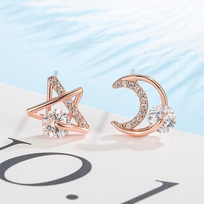Boucles d'oreilles Zircon Incrusté 2026 Boucles d'oreilles Étoile et Lune Simples pour Femmes Boucles d'oreilles Étoile Lune Micro-incrustées Boucles d'oreilles Asymétriques Bijoux