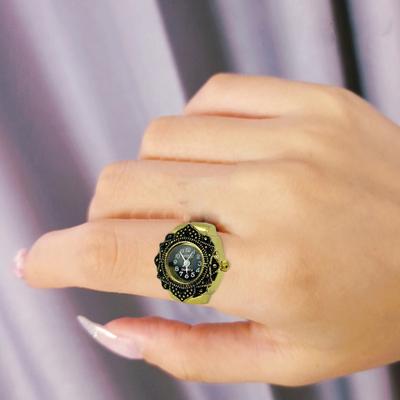 Ring Watch Beautiful Fine Workmanship Personality Creative Sturdy Construction Decorate Alloy Quartz Analog Finger Ring Watch Jewelry Accessory