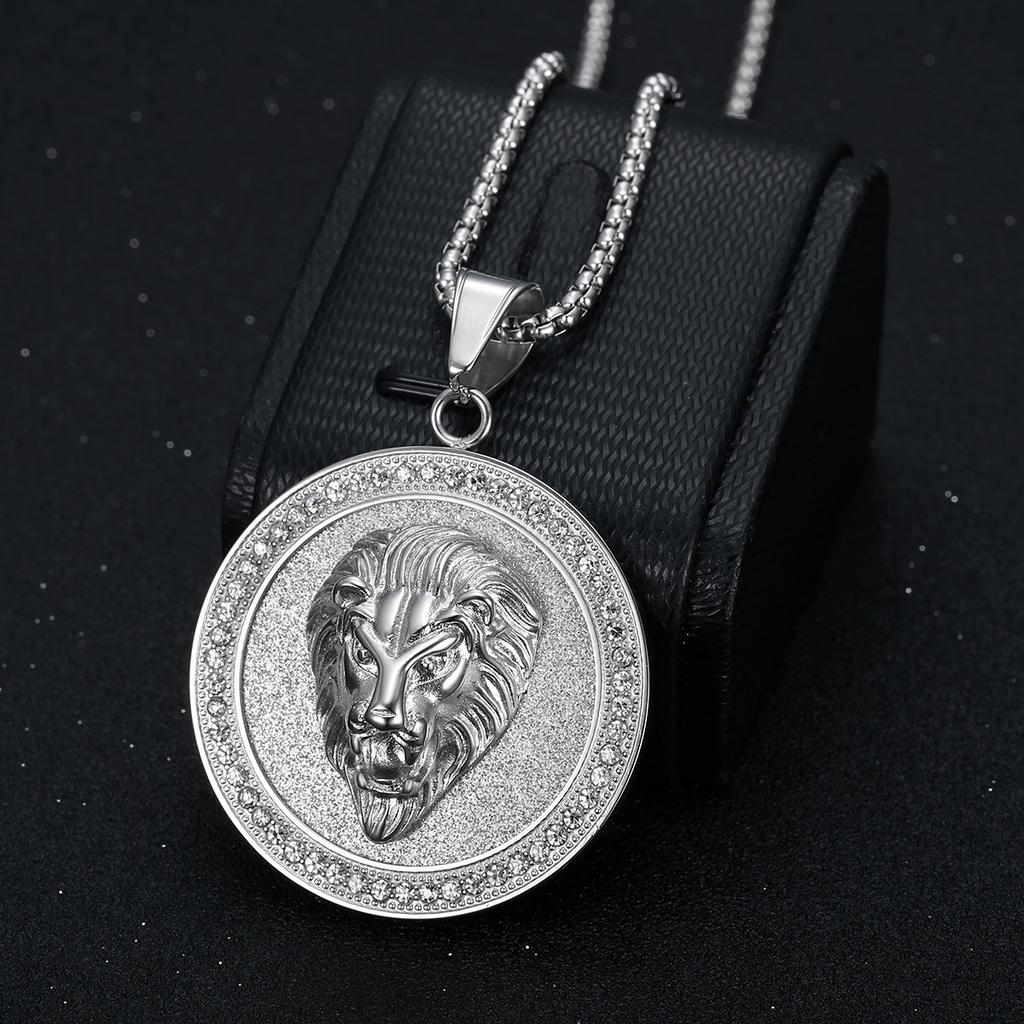 New Popular Fashion Hip-hop HIPHOP Jewelry with Diamond Studded Lion Head Round Pendant