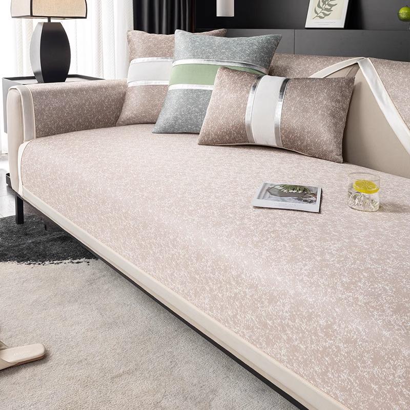 Light Luxury High-End Ice Silk Sofa Cushion, Summer Mat, Seat Cushion, Non-Slip, Dirt-Resistant And Cool Sofa Cover, Cloth Towel