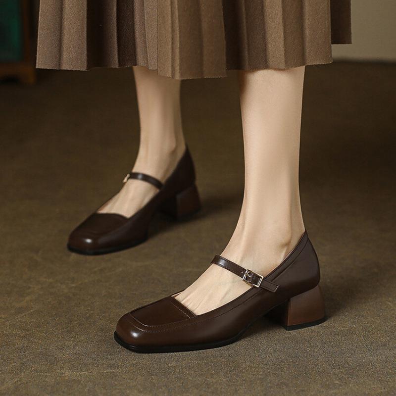 Medium Heel Casual Small Leather Shoes Women Wear Rubber Sole Single Shoes In All Seasons, New Black Square Heel Women's Low-top Shoes