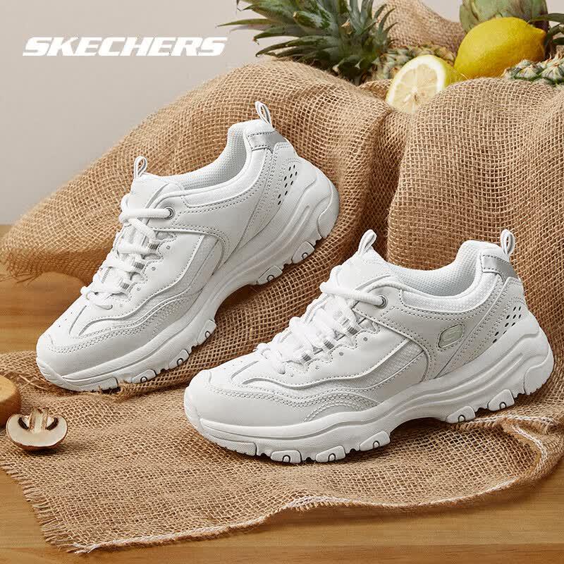 Женские классические массивные белые повседневные туфли Skechers 7.5 белый