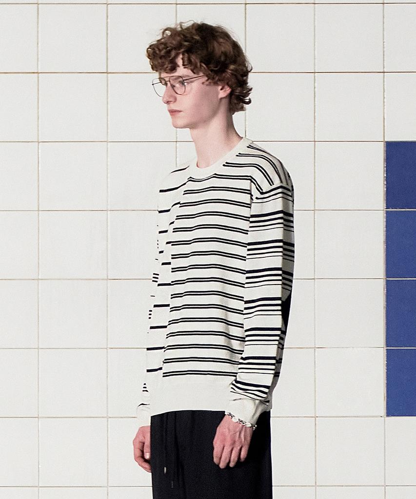 UNALLOYED Argyle Elbow Stripe Knit / Ivory