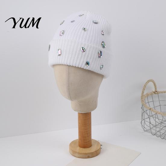 Music Festival Punk Style Cap Bling Rhinestone Knitted Hat, Street Knit Winter Sparkly Geometric Hat Warm Skull for Women Autumn Fashion Accessories