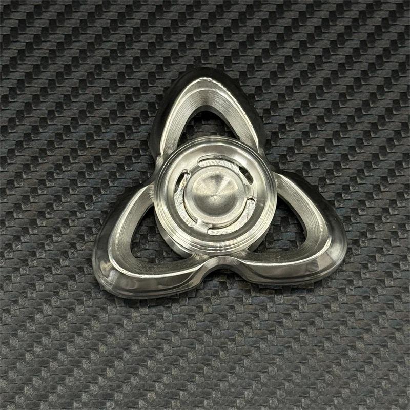 Novel Three-leaf Stainless Steel Hand Spinner  EDC Fidget Spinner Stress Relief Toy ADHD Fidget Toy Fingertip Spinning Toy
