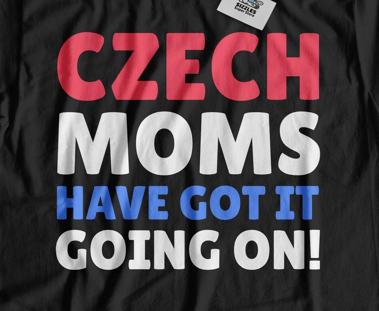Funny Czech Mom T-Shirt Czechia Mothers Day Gifts M