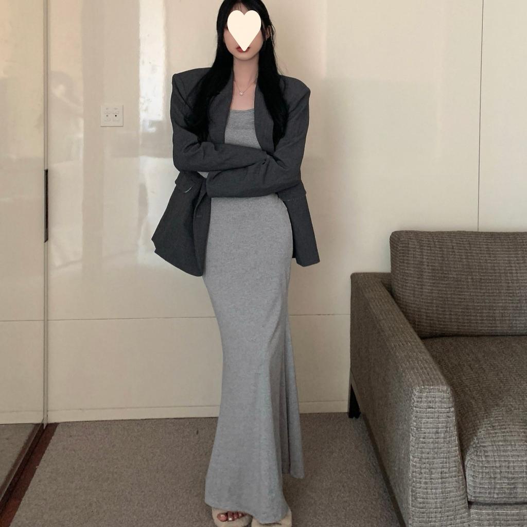 Sexy Long Dress Women's High Waist and Thin Buttocks Fishtail Skirt Chic Autumn Temperament Round Neck New Dress