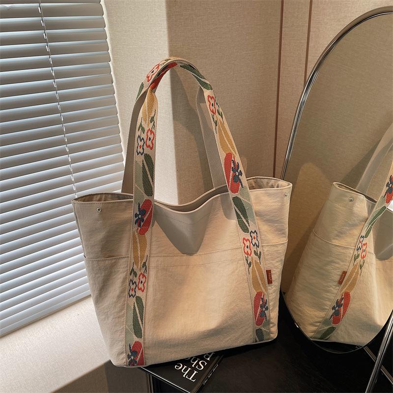 Niche Jacquard Canvas Bag Women'S Large-Capacity Bag Casual Shoulder Tote Bag Messenger Commuter Bag